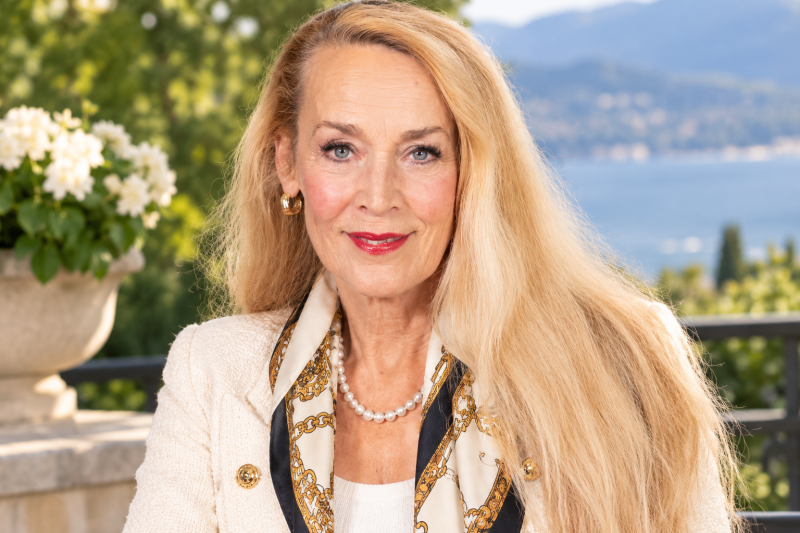 Jerry Hall Net Worth  